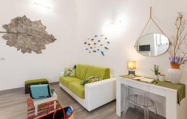 Iris Apartment, Comfort E Stile Nel Cuore Di 비쉘리에 외부 사진